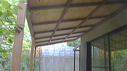 カラーベスト貼りの屋根